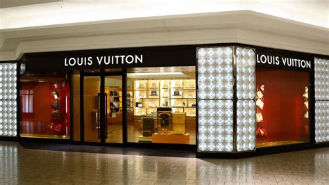 louis vuitton store nj|louis vuitton store short hills.